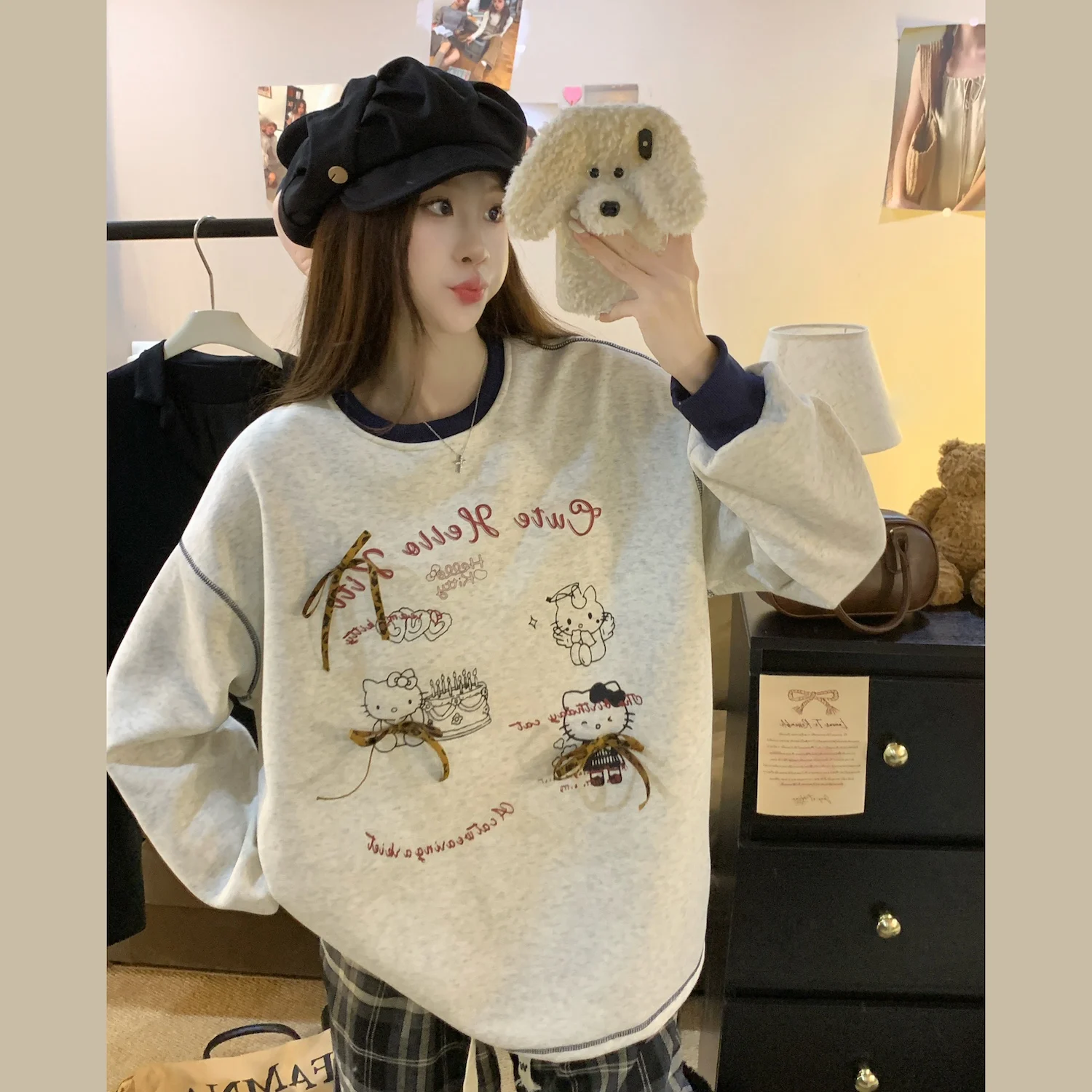 

Women's O-neck Plus Velvet Thickened Warm Sweatshirts Autumn Winter Bow Letter Embroidery Cat Print Loose Casual Pullovers Tops