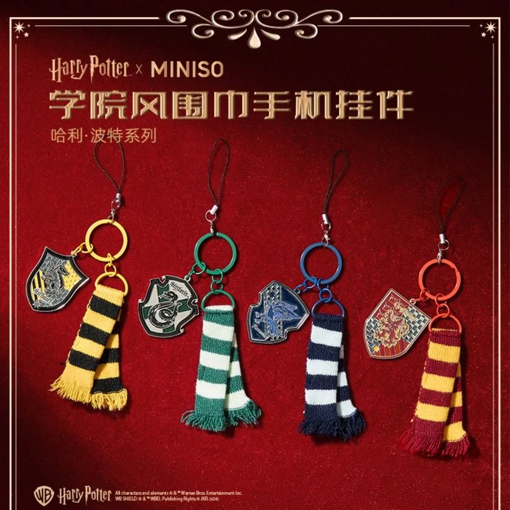 Auténtica serie Harry Potter estilo Preppy bufanda cadena móvil Gryffindor llavero bolsa ornamento periferia regalo