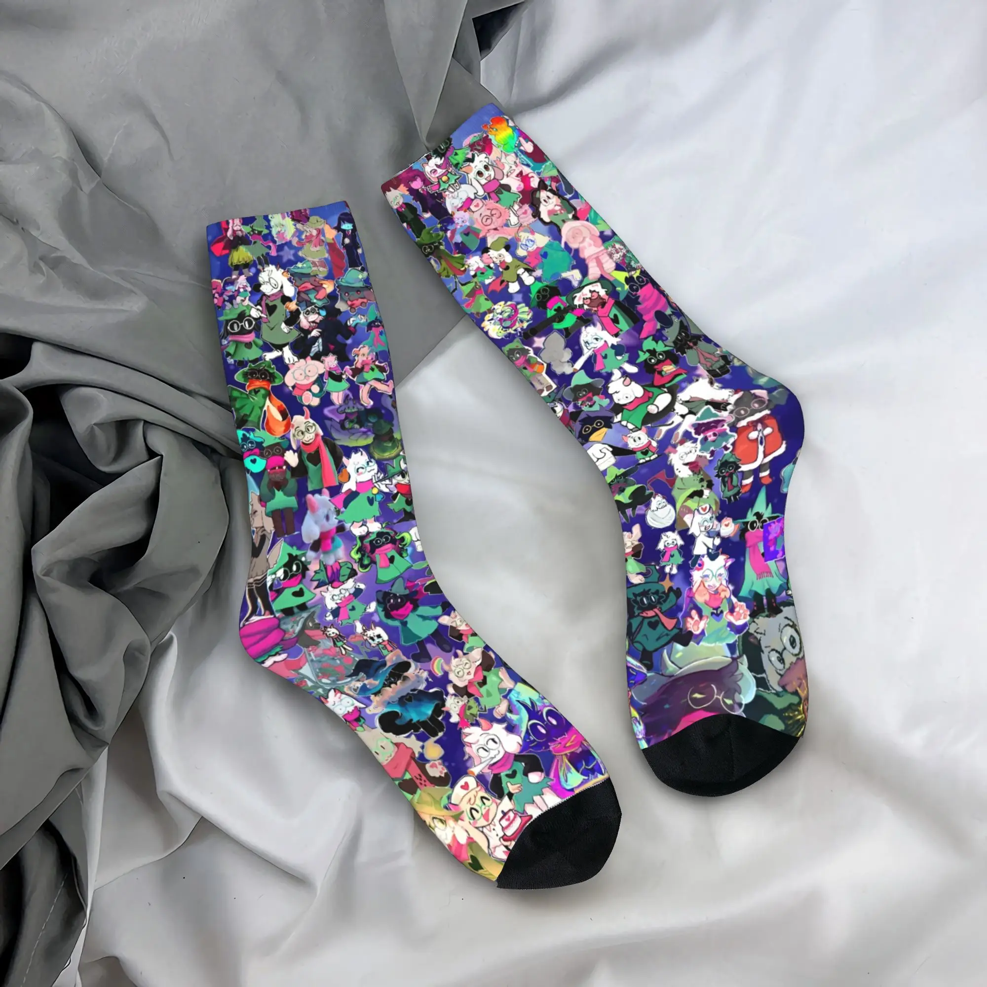 

Popular Game Deltarune Socks Autumn Gaming Graphic Stockings Kawaii Men Quality Socks Graphic Outdoor Anti Slip Socks