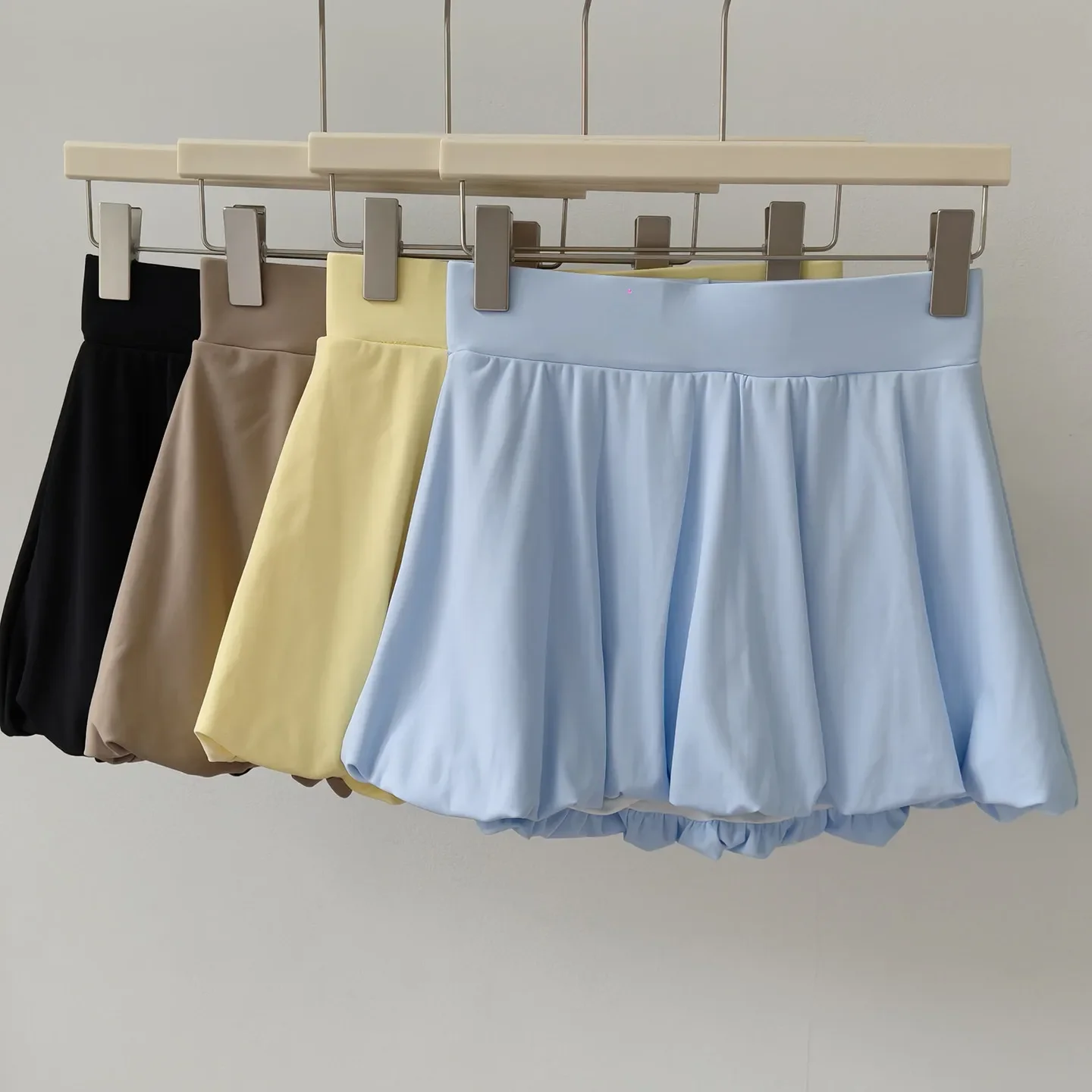 Summer Yoga Wear Women's Anti-exposure Culottes Crotch-Covering Slimming Sports Tennis Skirts with Tutu Design