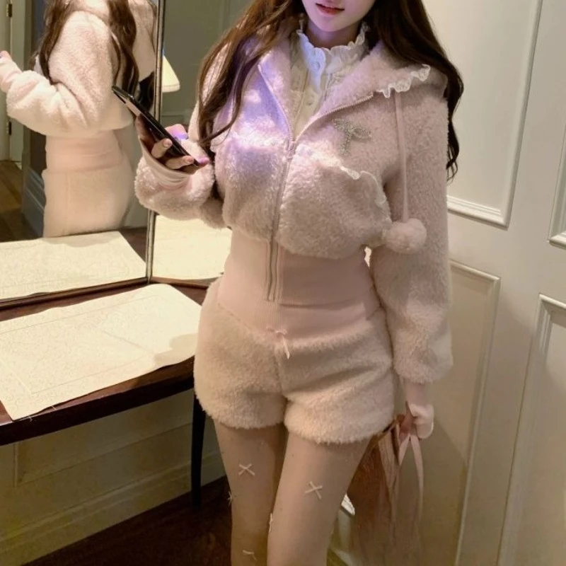

Японский сладкий кавайный комплект из овечьей шерсти, комплект из 2 предметов, флисовое пальто с капюшоном + шикарные брюки, новая мода, розовый плюш, милые теплые наряды, зимняя одежда