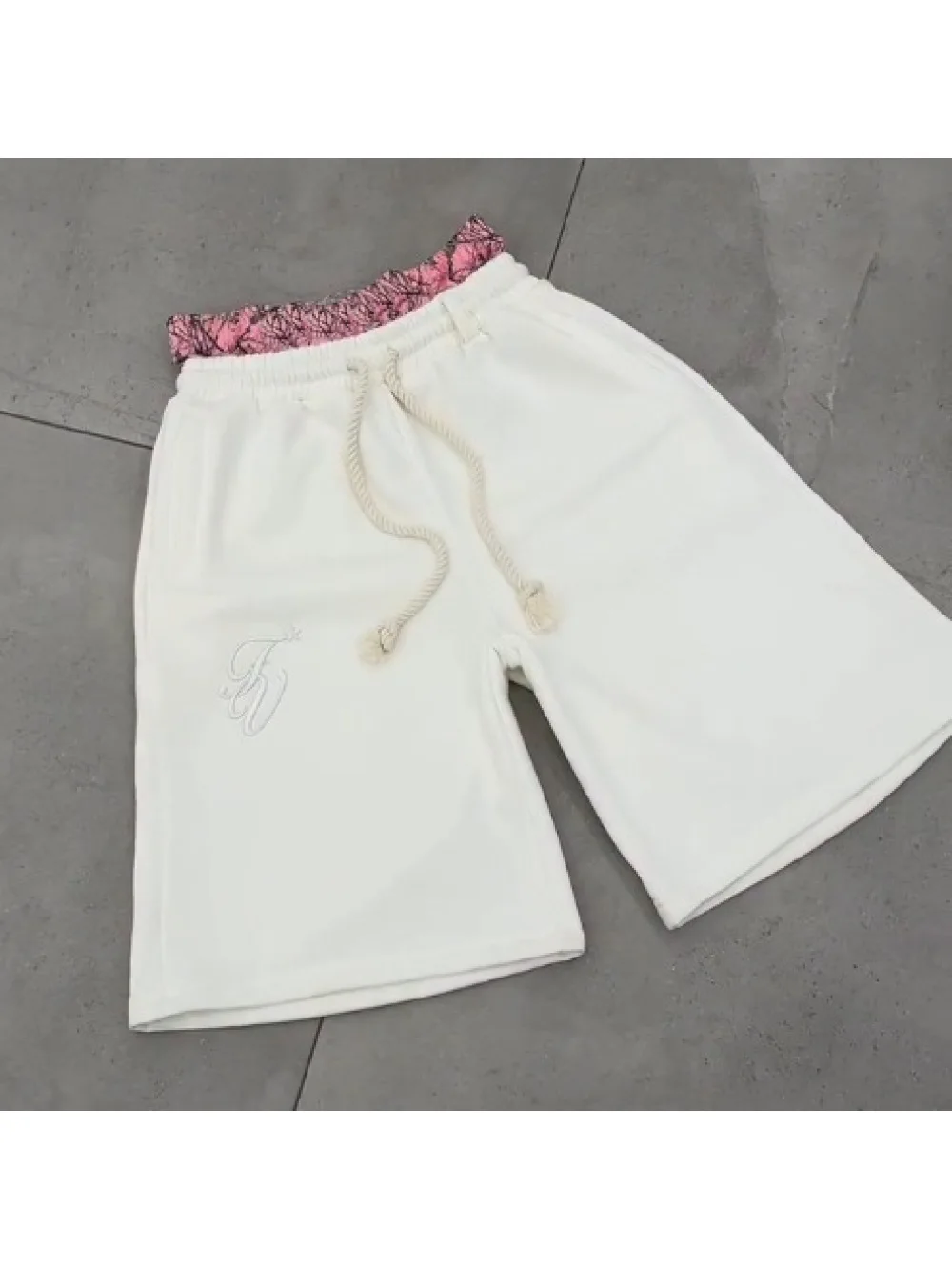 بنطال رياضي قصير بطبعات مموهة على طراز الهيب هوب الحضري بطبقات مزدوجة مع تطريز مفصل #3