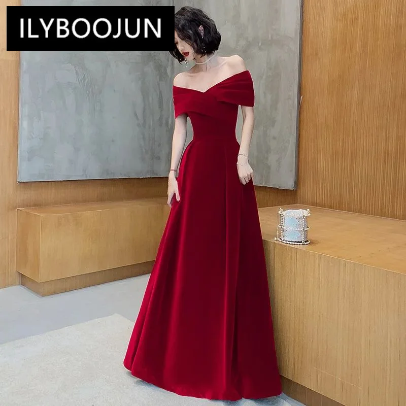 

Lautaro Spring Long Luxury Elegant Wine Red Soft Velvet Evening Party Wedding Dresses for Women 2022 Off Shoulder Maxi Dress