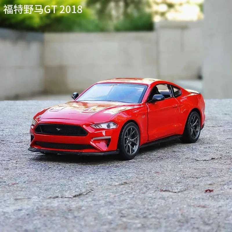 1:34 Ford Mustang GT 2018 Muscle Car Alloy Car Die Cast Toy Car Model Sound and Light Children\'s Toy Collectibles Birthday Gift