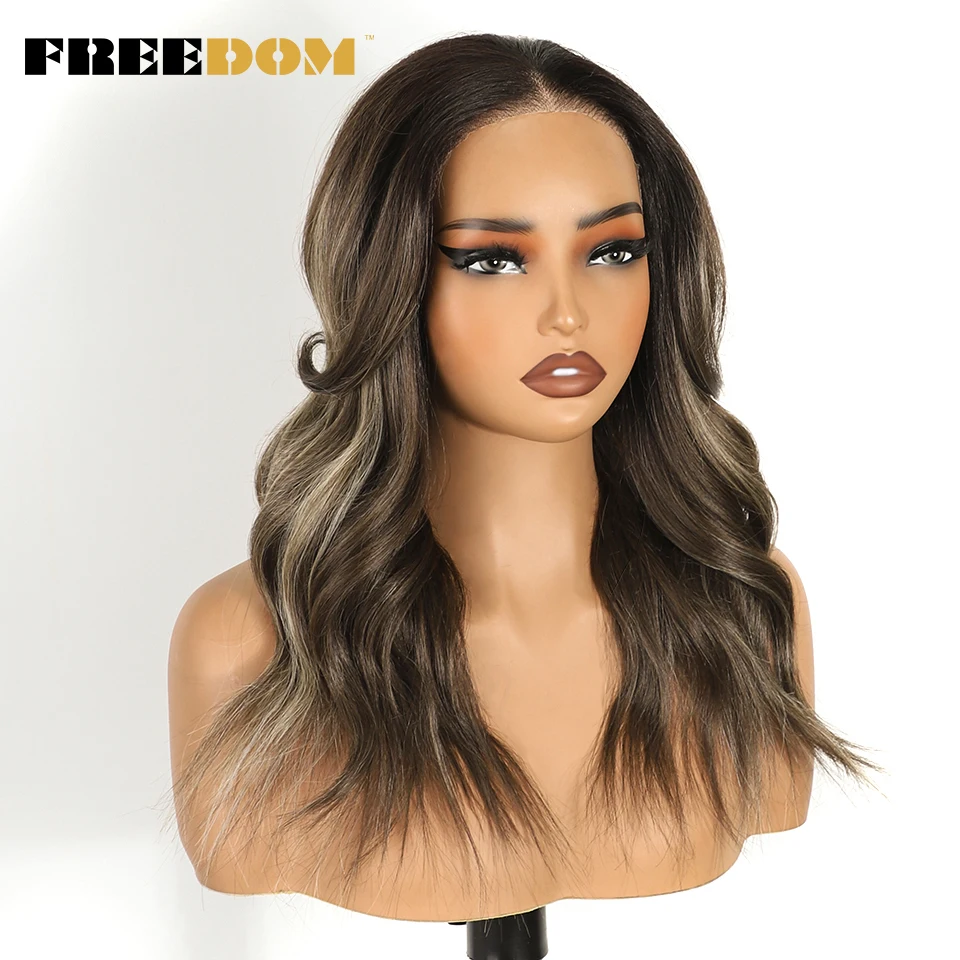 FREEDOM Synthetische Lace-Front-Perücken für Damen, natürlich gewellt, 18 Zoll, 13x3 Lace-Perücke mit vorgezupfter Haarlinie, vorgefertigte Ombre-Braun-Perücken mit Highlights – Detail 3