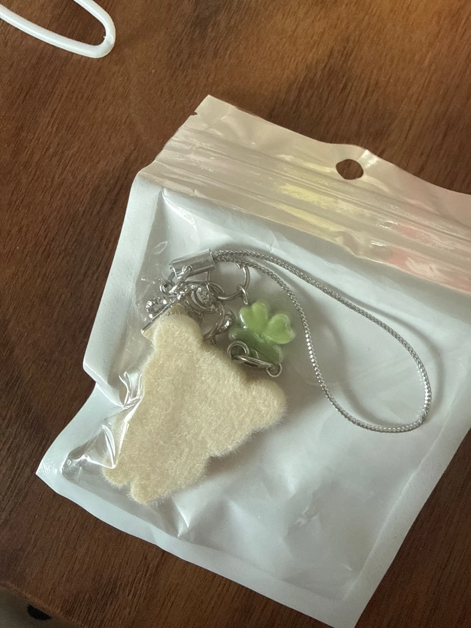 Rilakkuma Cute Flocking Little Bear Keychain Cartoon Resin Animals Charms Girl Keyring Carbag Purse Phones Key Ring Gift photo review