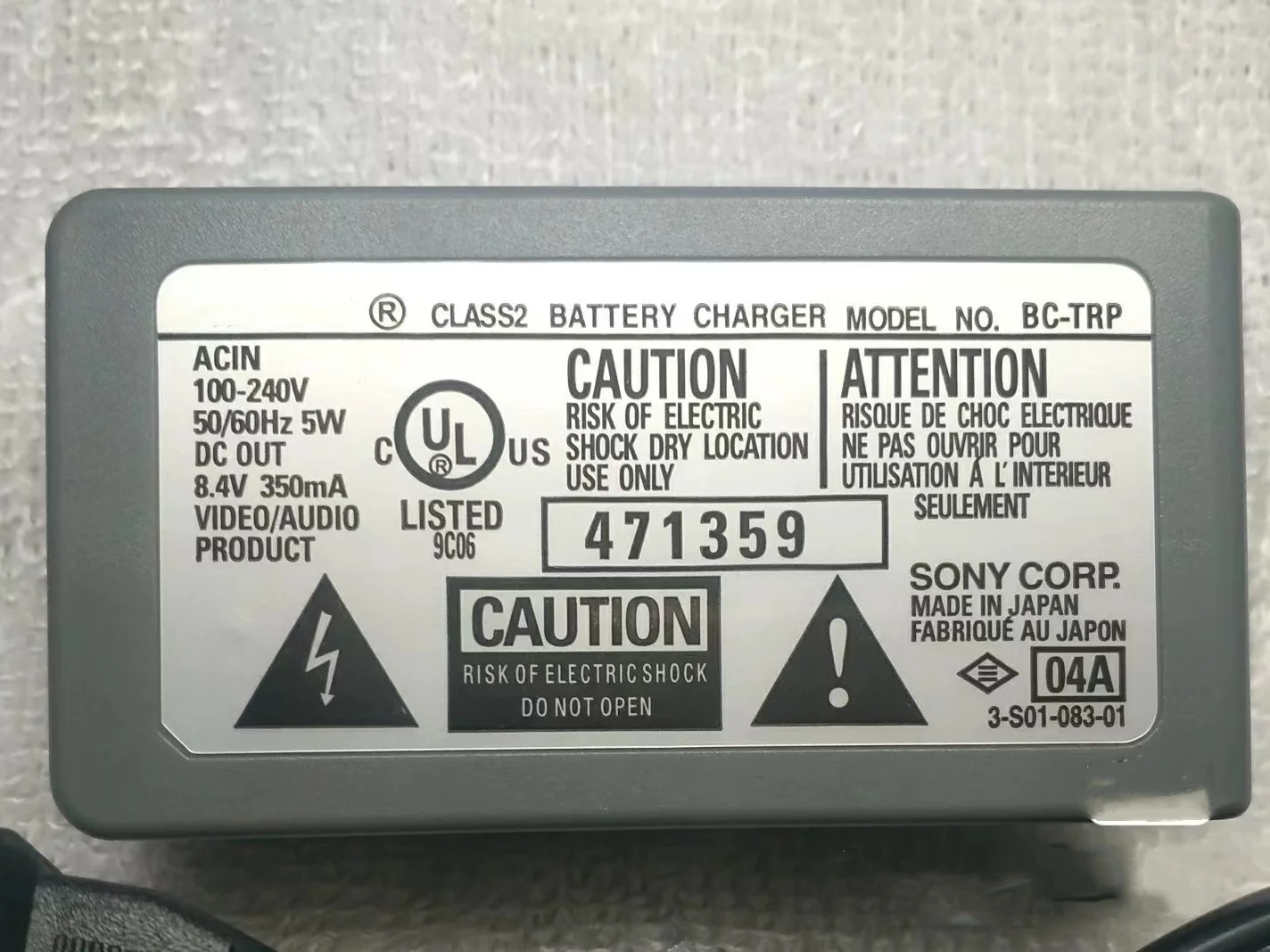 NP-FH50 NPFH50 Camera Battery For Sony NP-FH30 NP-FH40 NP-FP50 DSC-HX1 HX100V HX200 HX200V DSLR-A230 A290 A330 ﻿ BC-TRP Charger