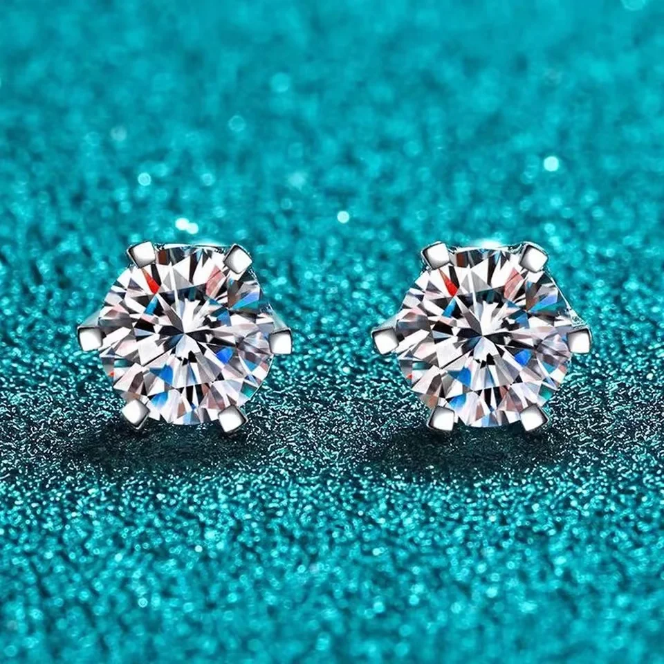 BIJOUX STORY Damen-Ohrstecker mit Moissanit-Schraube, D-Farbe, 925er-Sterlingsilber, 6-Zinken-Diamant, Hochzeit, edler Schmuck – Detail 5
