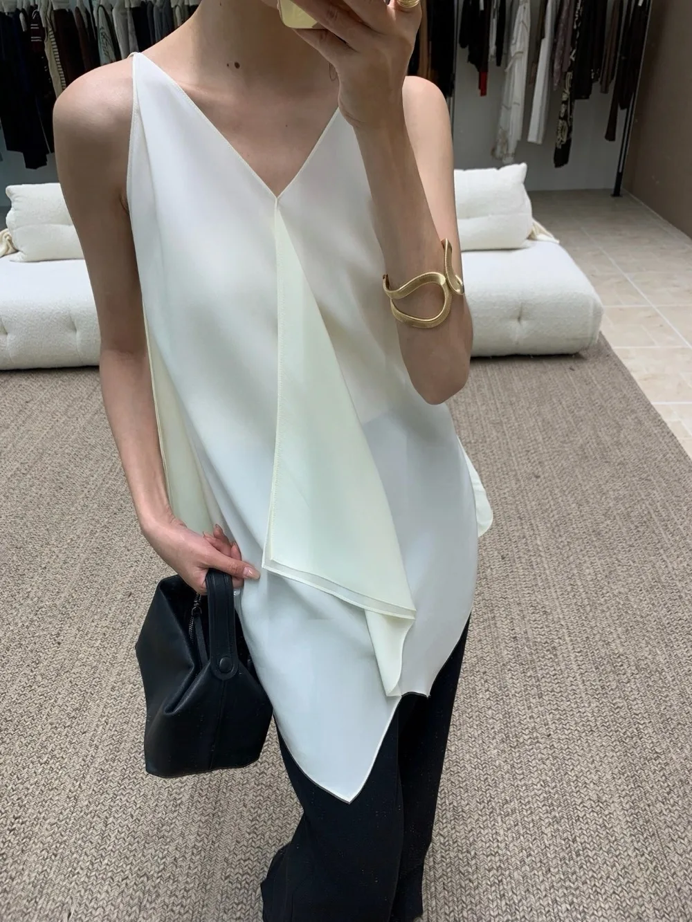 Summer Silk V-neck Black Sleeveless Vest