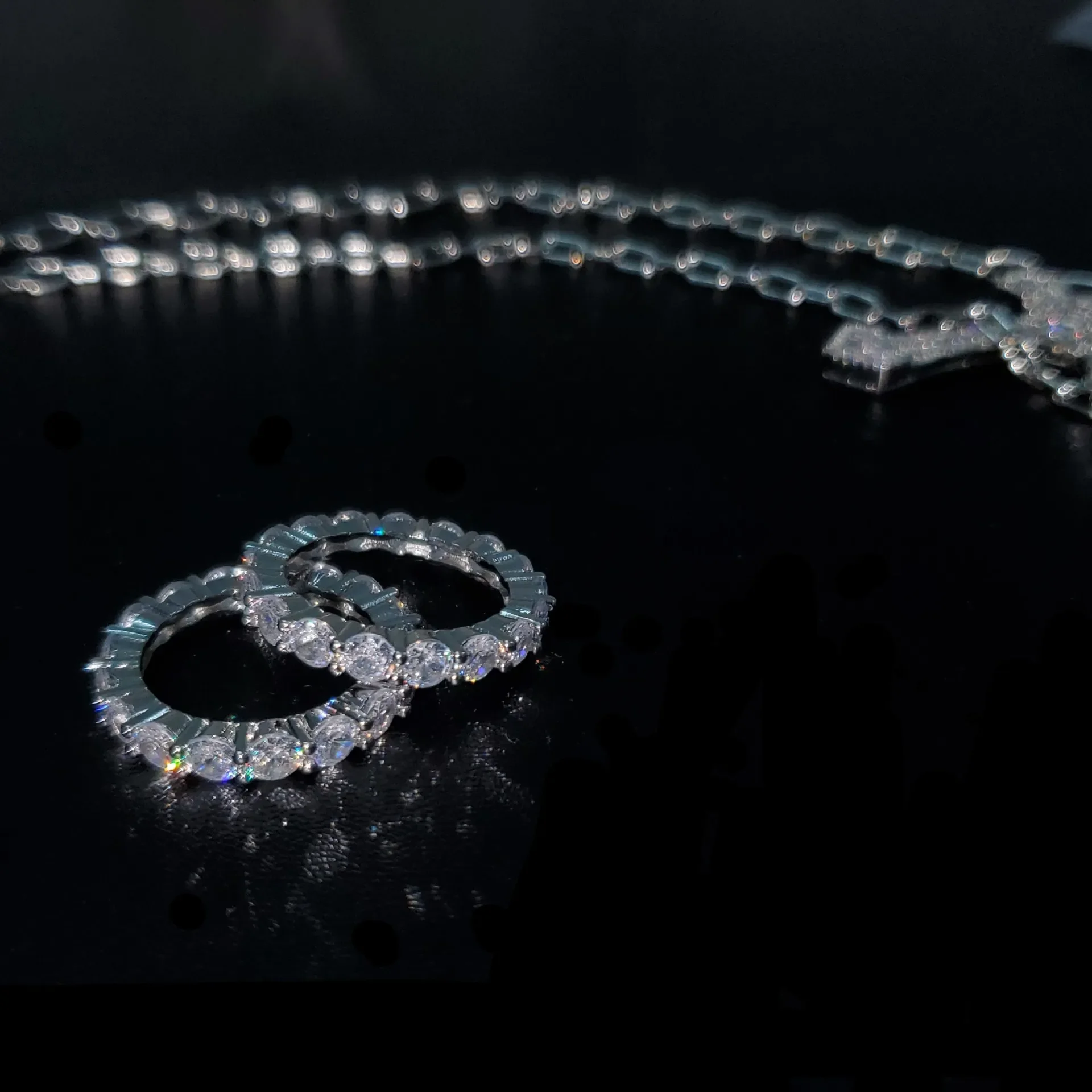 

MDL Moissanit. Style Seasonal New Classic Row Ring Women Micro-set Brilliant Sparkle High Carbon Diamond Personality