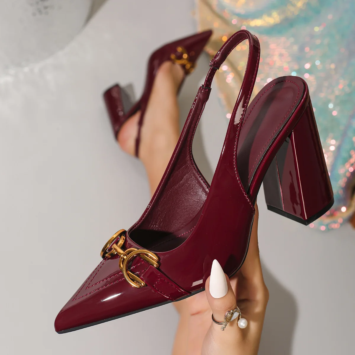 

Новые женские туфли Bloomsteps с острым носком, на высоком каблуке, в европейском и американском стиле, для вечеринок, с ремешком сзади, закрытым носком, на массивном каблуке