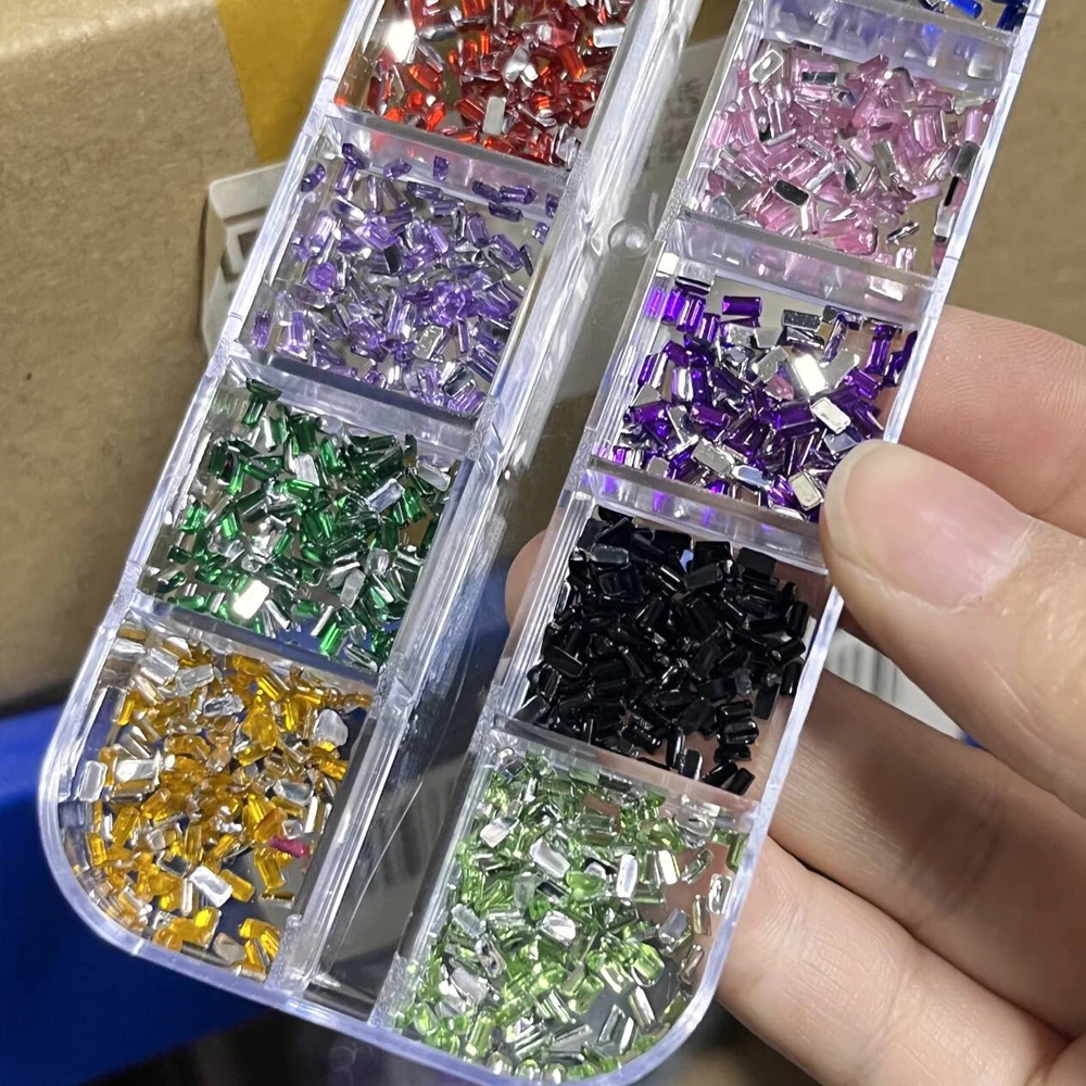 12 Siatek Mieszanych Mini Prostokątnych Cyrkonii do Paznokci, Kolorowe Kryształki 3D 3mm, Luksusowe Błyszczące Ozdoby do Paznokci, Białe/Różowe Diamenty z Płaskim Spodem