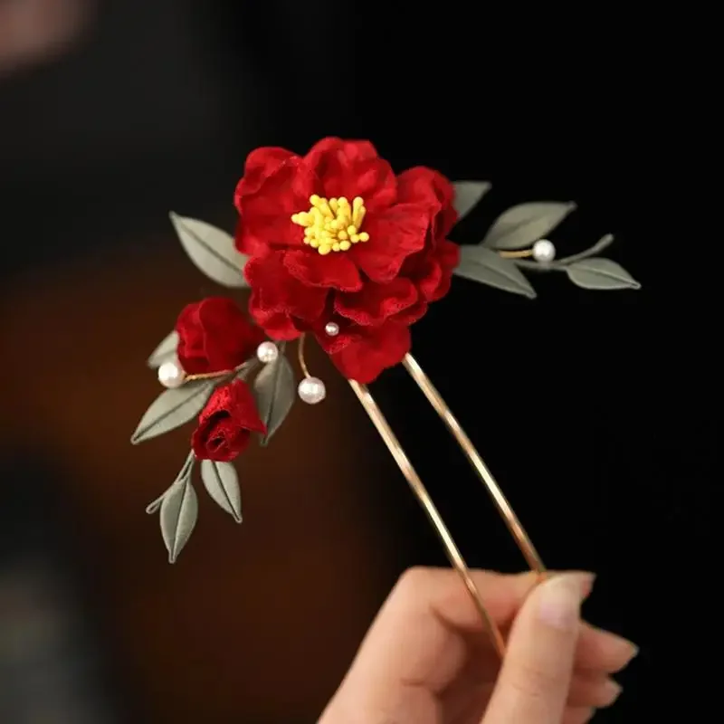 Autumn and winter red camellia new Chinese u-shaped hairpin bride Xiuhe headdress cheongsam antique accessories toasting clothes