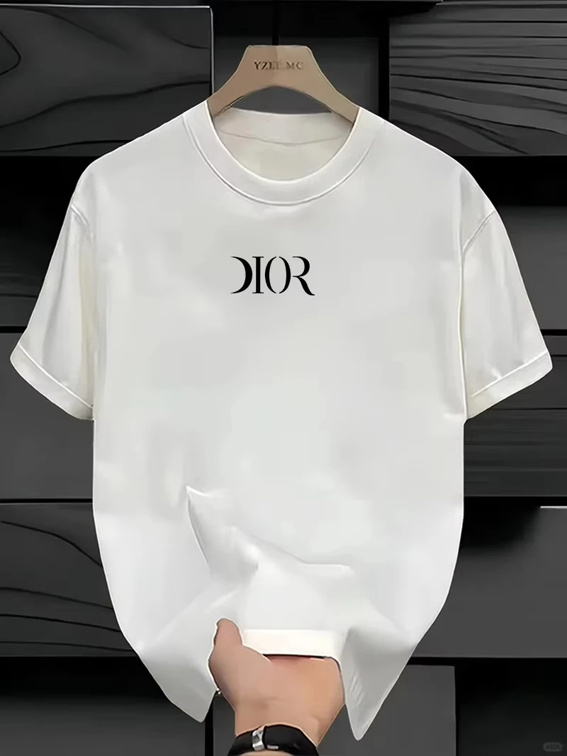 Classic Split Split Font Basic - огляд і ціна Streetwear Brand Font