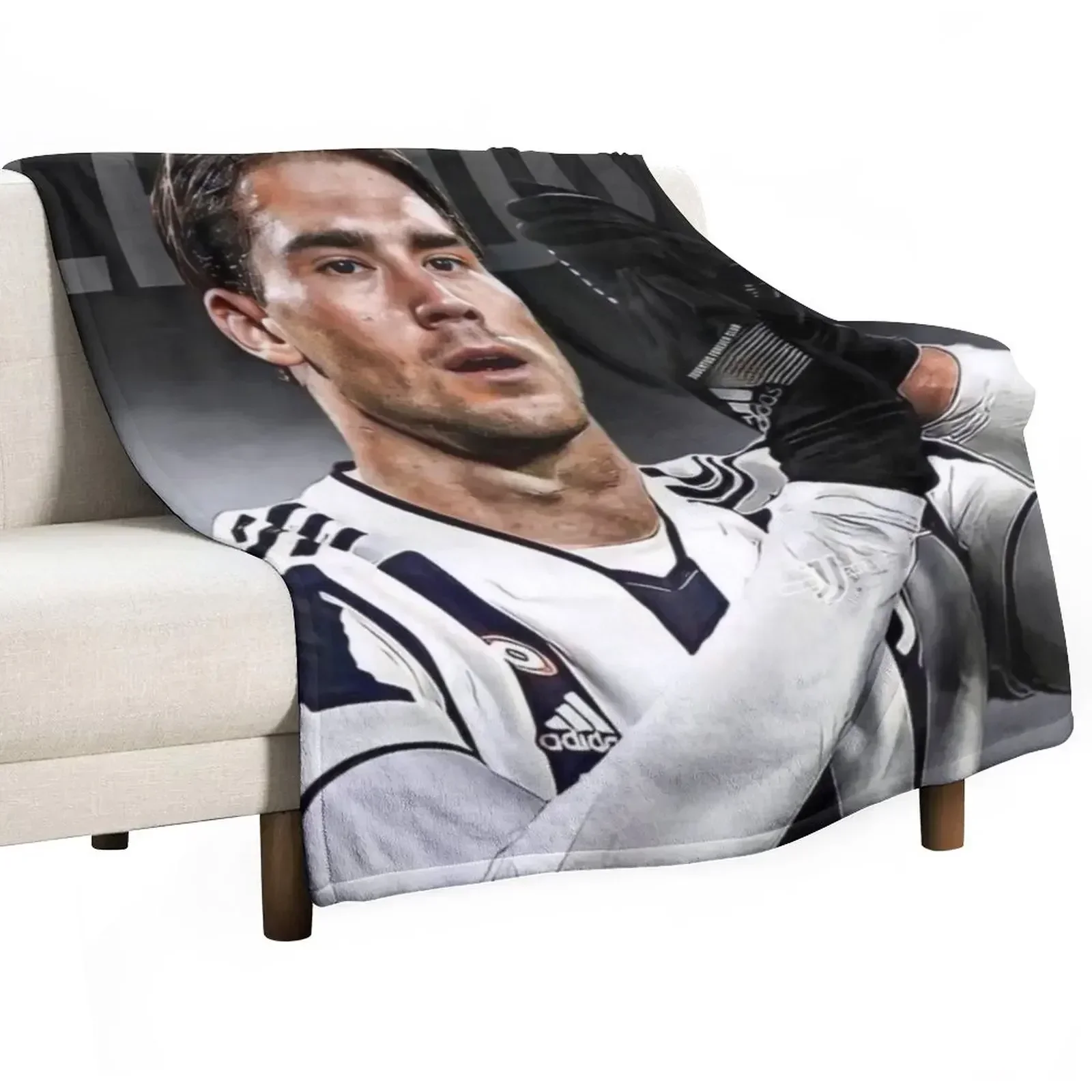 

Dusan Vlahovic Throw Blanket anime blankets and throws Blankets