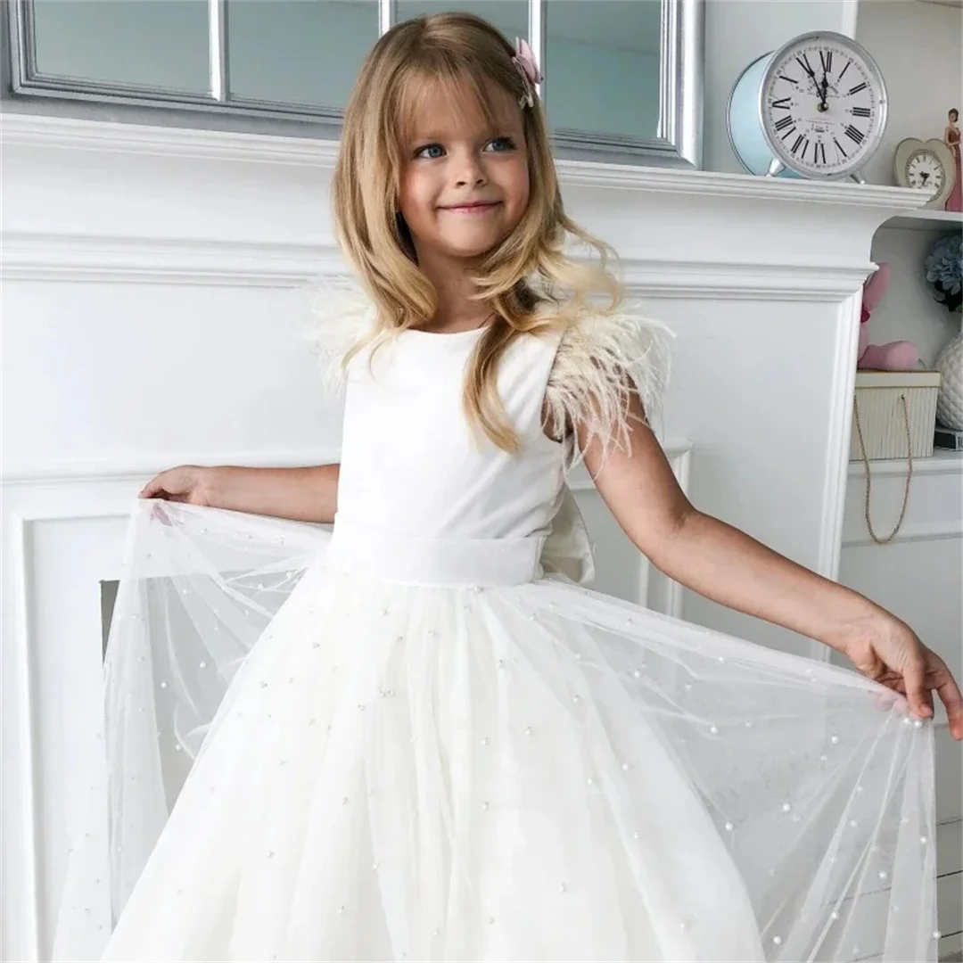 Customized Flower Girl Dresses White Pearl With Bow Feather Shoulder Sleeveless For Wedding Birthday Party Holy Communion Gown