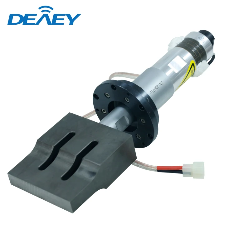 Sensor Transduser Ultrasonik Berkualitas Tinggi 20khz 2000w Dengan Booster Dan Horn Pengelasan