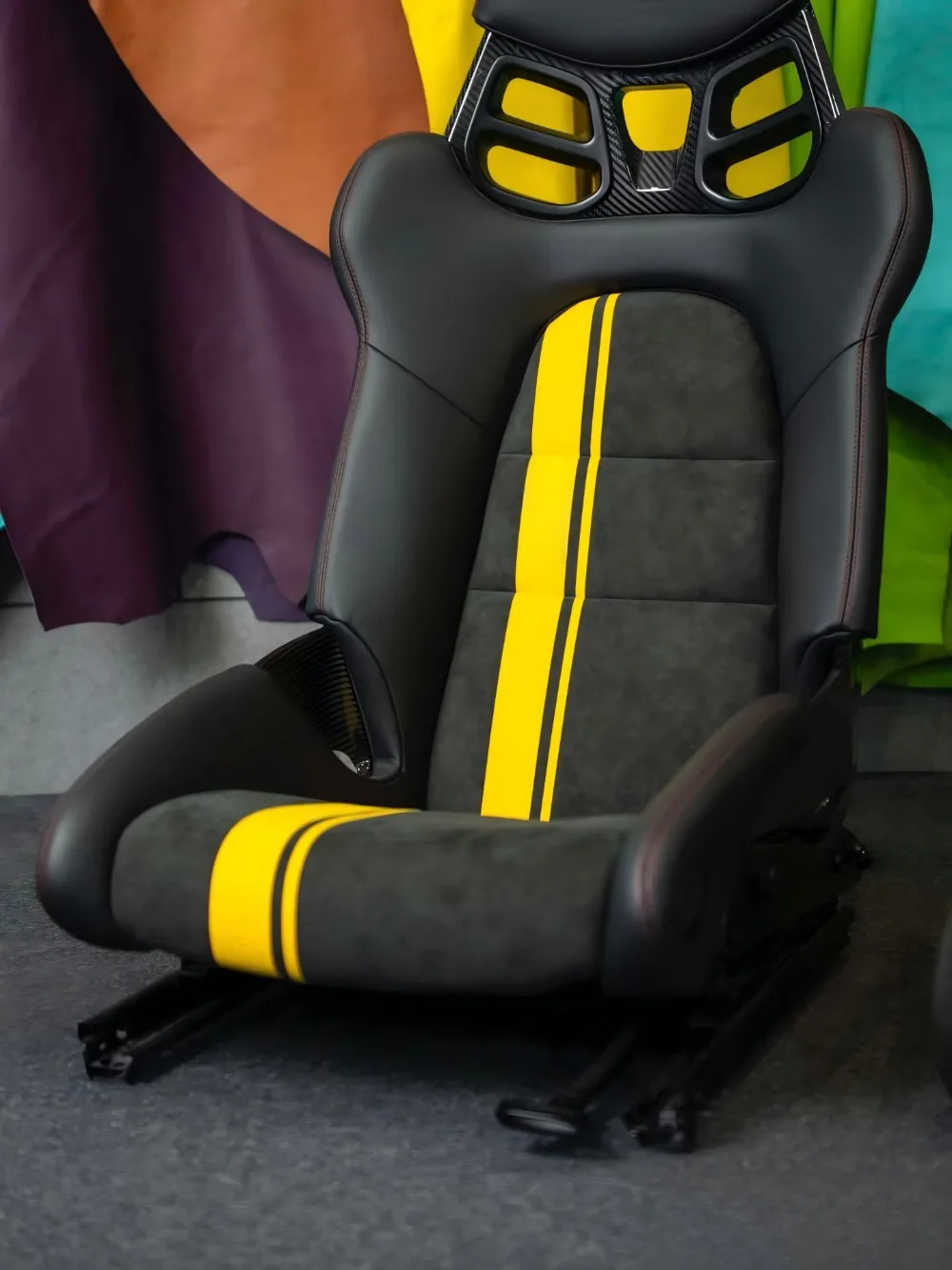 High Quality Dry Carbon Sport Racing Bucket Seats for Pors-che 718 Cayman Comfort Auto Interior Parts