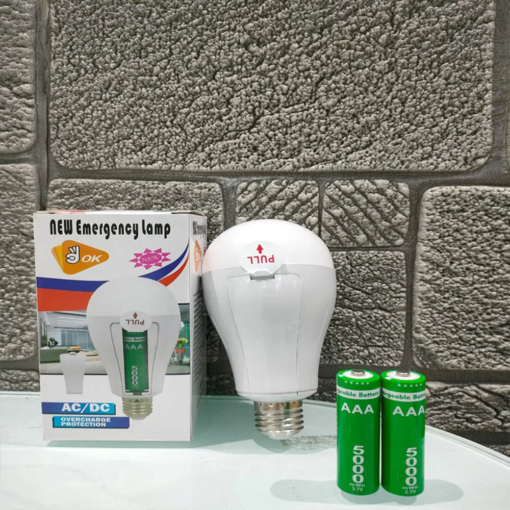 Bombilla LED de emergencia sin luz estroboscópica para el hogar, luz de Camping para interiores y exteriores, batería de gran capacidad con gancho,