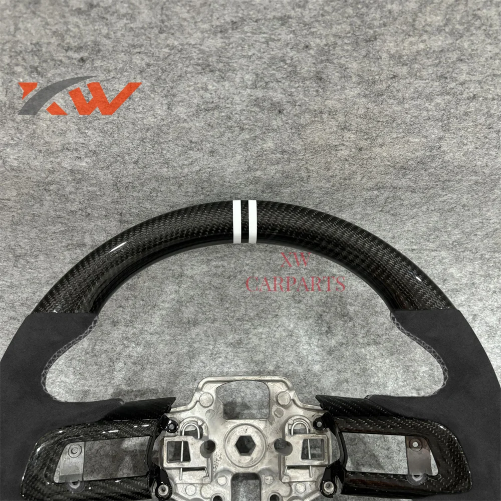 Personal Customization For 2018-2023 Ford Mustang Carbon Fiber White Strip Steering Wheel