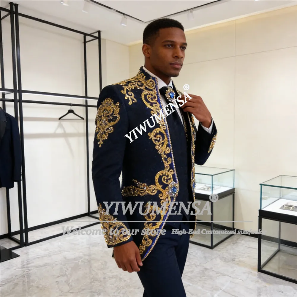 Gold Beaded Crystals Suits Men Slim Fit Single Breasted Jacket Vest Pants 3 Piece Groom Wedding Tuxedos Customized Ropa Hombre