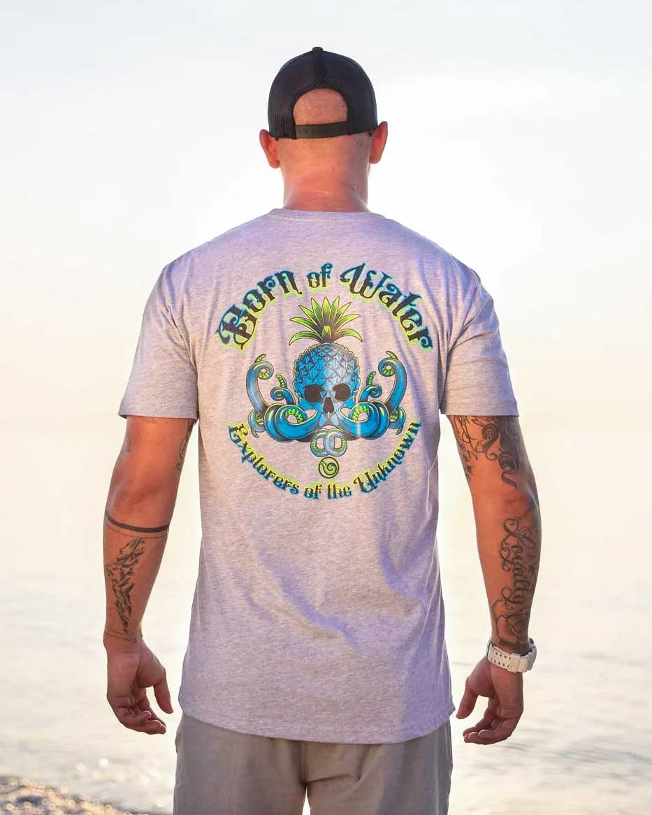Camiseta de Buceo con Diseño de Calavera de Pulpo y Piña _ Estilo Unisex de Lujo de Alta Gama para Buceo Libre, para Hombres y Mujeres
