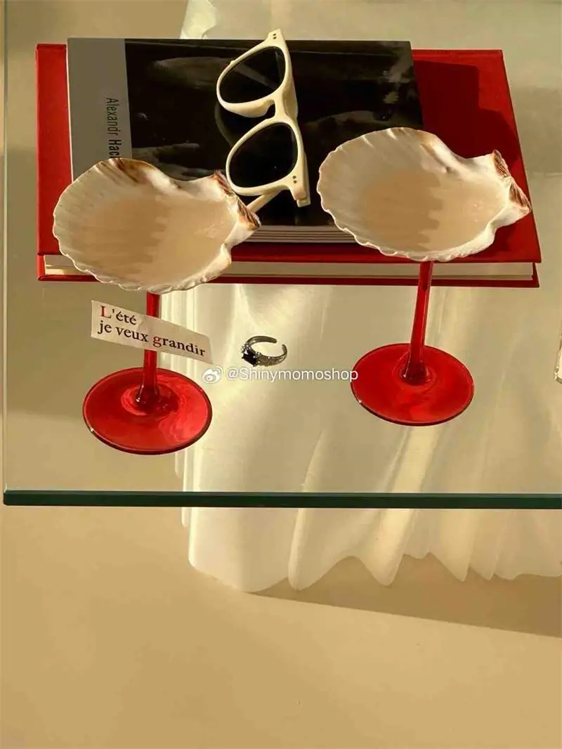 

Handmade Natural Conch Glasses Shell Tray Glass Handle Wedding Decoration Glasses Dessert Cocktail Cup