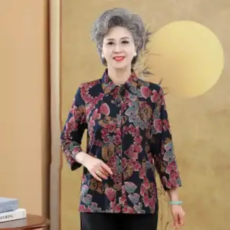 

Elderly Women's Floral Print 3/4 Sleeve Shirt Casual Button-Down Blouse for Spring and Autumn