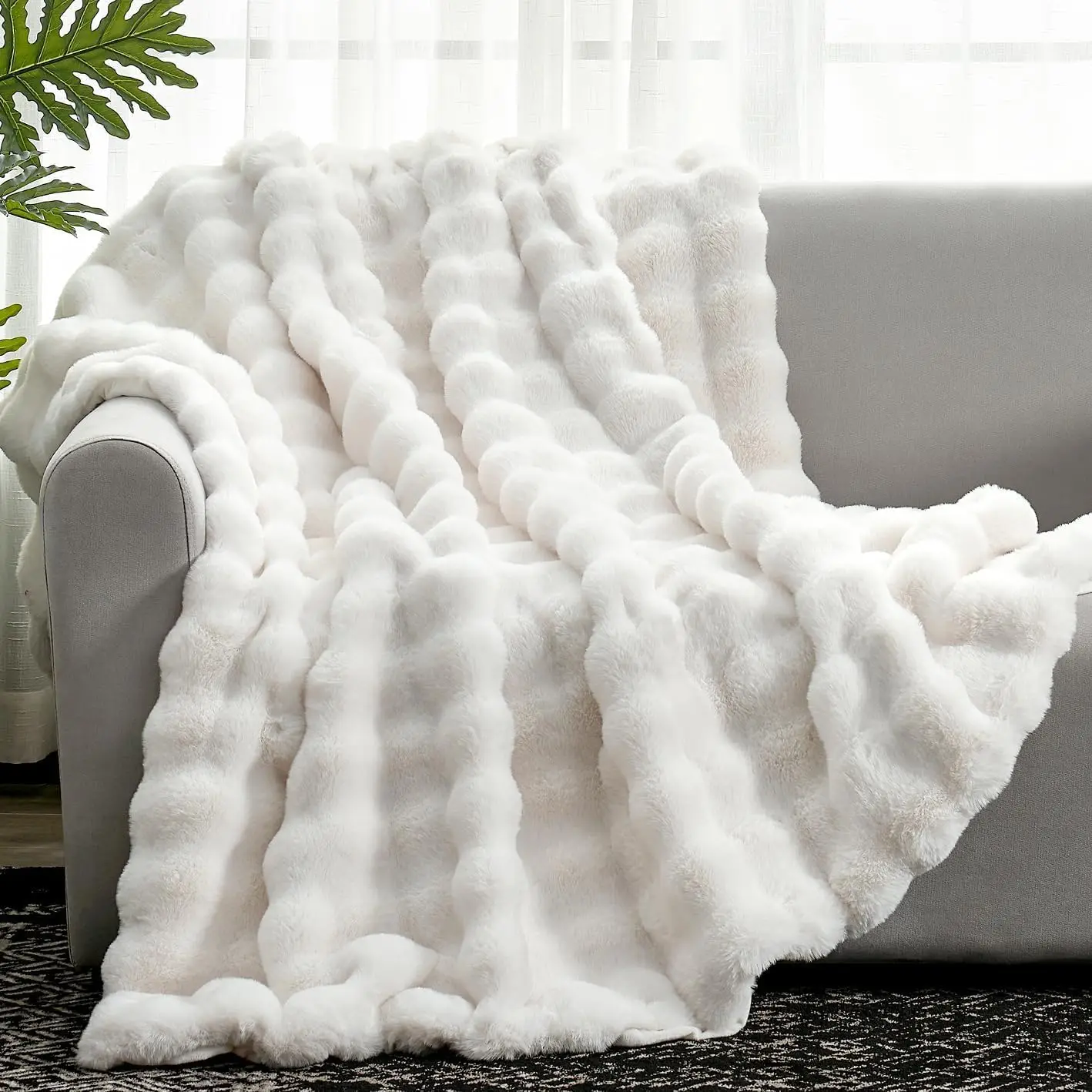 

Soft Faux Fur Throw Blanket, Bubble Design for Couch and Bedroom, Cream White 50x60 Inches