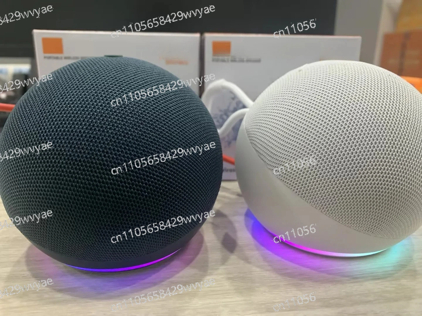 Portable LED Wireless Mini Subwoofer DC WIFI Connection, Suitable for Outdoor Party Voice