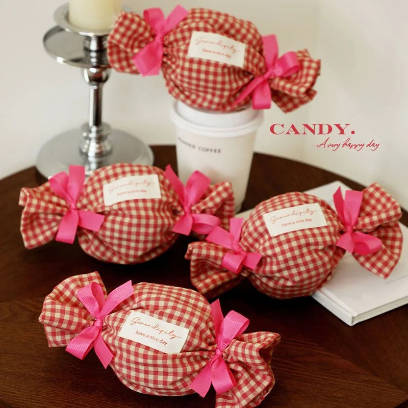 10/20Pcs Cute Candy Bag for Wedding Favors Plaid Fabric Gift Box Packaging Guest Baby Shower Party Supplies