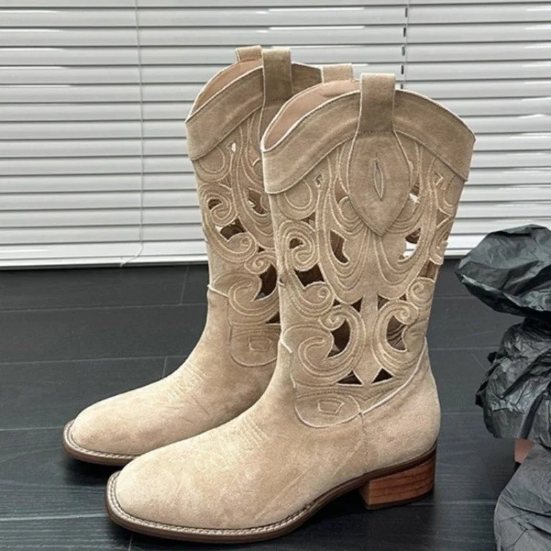 2024 Women's Summer Retro Round Toe Chunky Heels Vegan Suede Western Boots with Hollow Design and Rivets Cowboy Boots Shoes