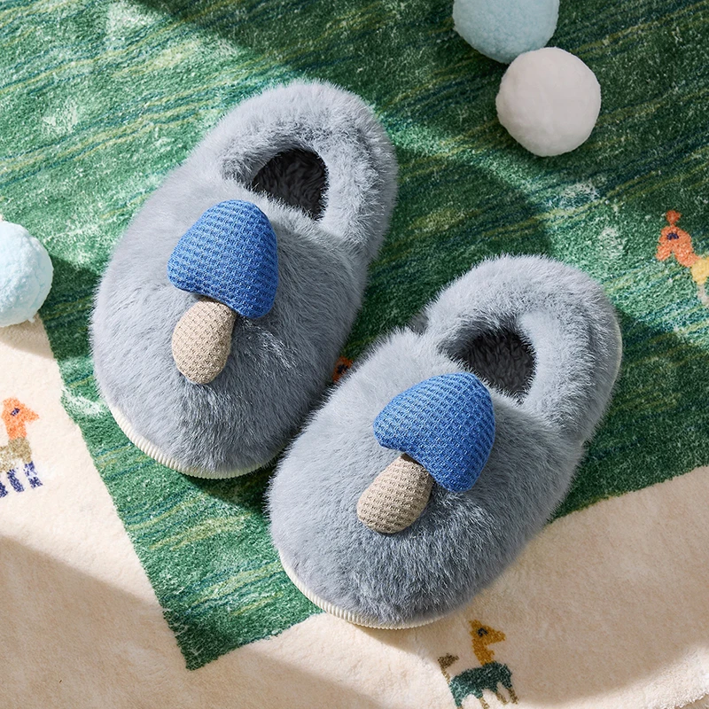 Cheerful Mario Winter children's cotton slippers Indoor outdoor cartoon slippers Warm and comfortable cotton shoes