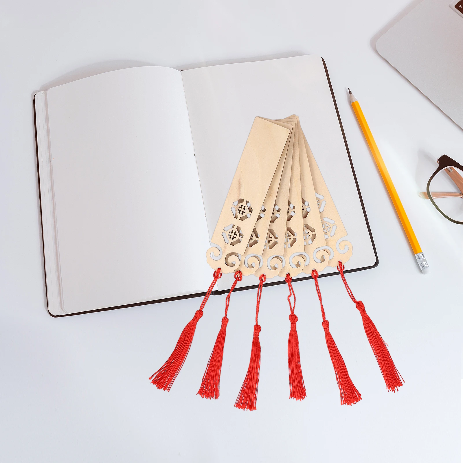 6pcs Wood Bookmark Retro Bookmarks DIY Hole Chic Blank Unfinished Hollow Wooden Chinese Culture Gift Students Writers Readers