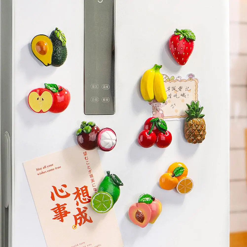 1pcs Simulation Fruit Refrigerator Stickers 3D Creative Magnetic Sticker Cartoon Wall Sticker For Home Refrigerator Decoration