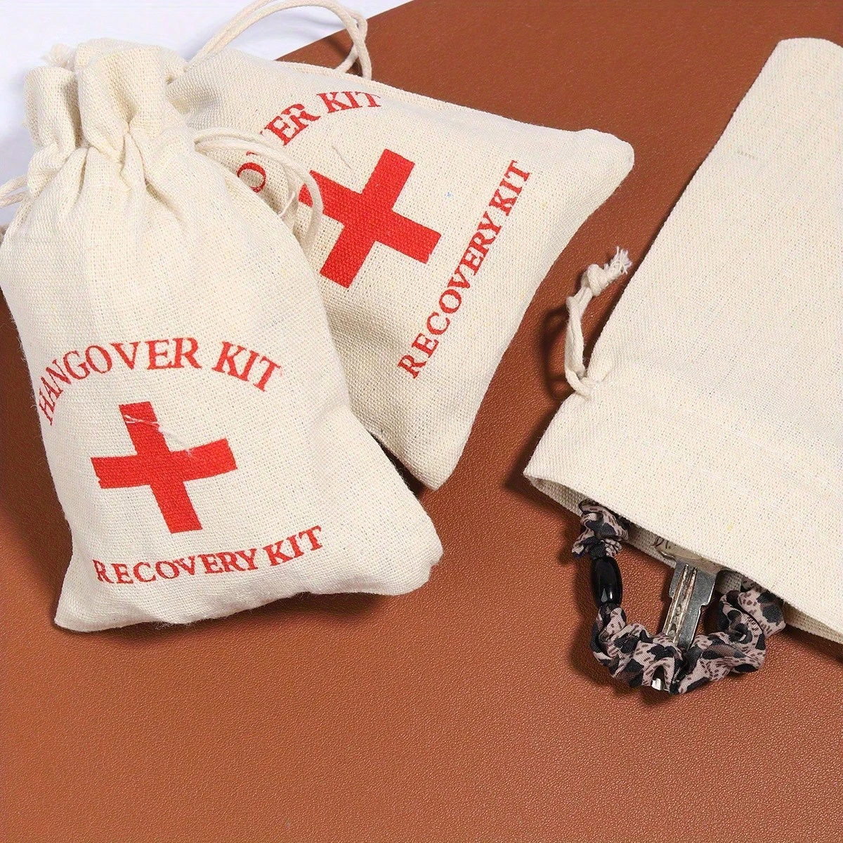 Hangover Packaging Drawstring Cotton Bags, Jewelry Storage Drawstring Pouches, Bachelor Party Gift Bags, Wedding Bachelor Party Bags, Suitable for Wedding, Birthday Parties, Halloween, Hangover Survival Kits, Guest Gift Packaging Bags, 1 Traveler Home Storage Bag, Christmas Holiday Gifts, 20-Piece Mini Canvas Hangover Emergency Kit | Single-Person/Wedding Party Drawstring Gift Bag | Creative Hangover Relief Gifts | Bridesmaid Essentials