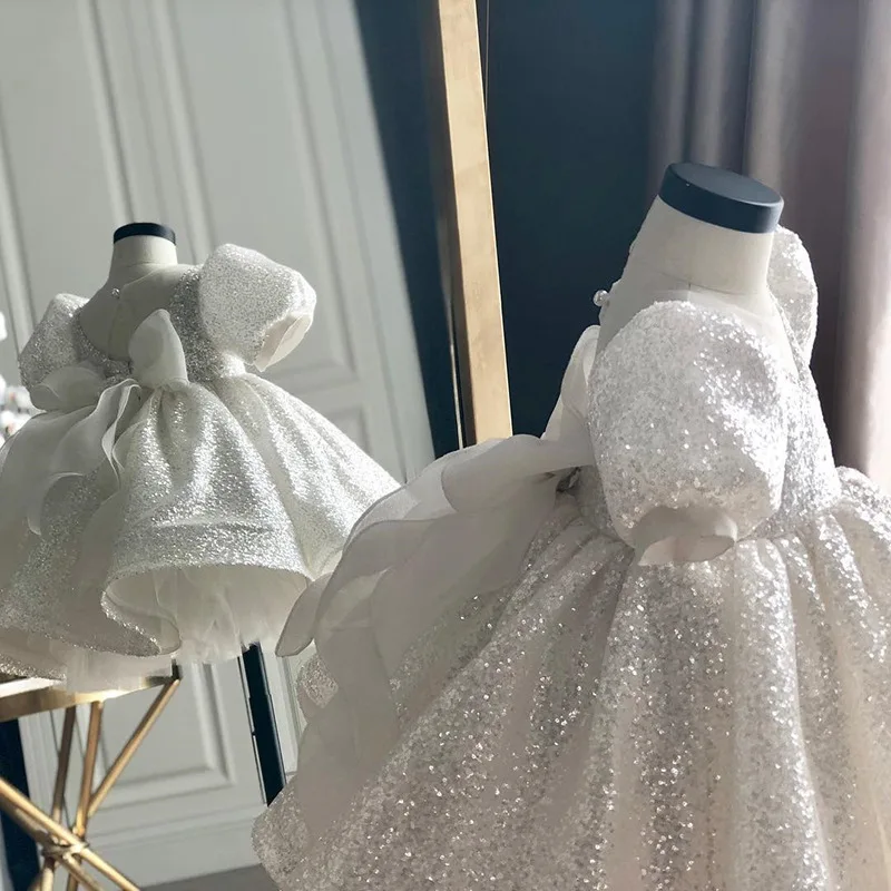 robe-de-princesse-blanche-a-paillettes-pour-le-premier-anniversaire-des-filles-nouveau-style