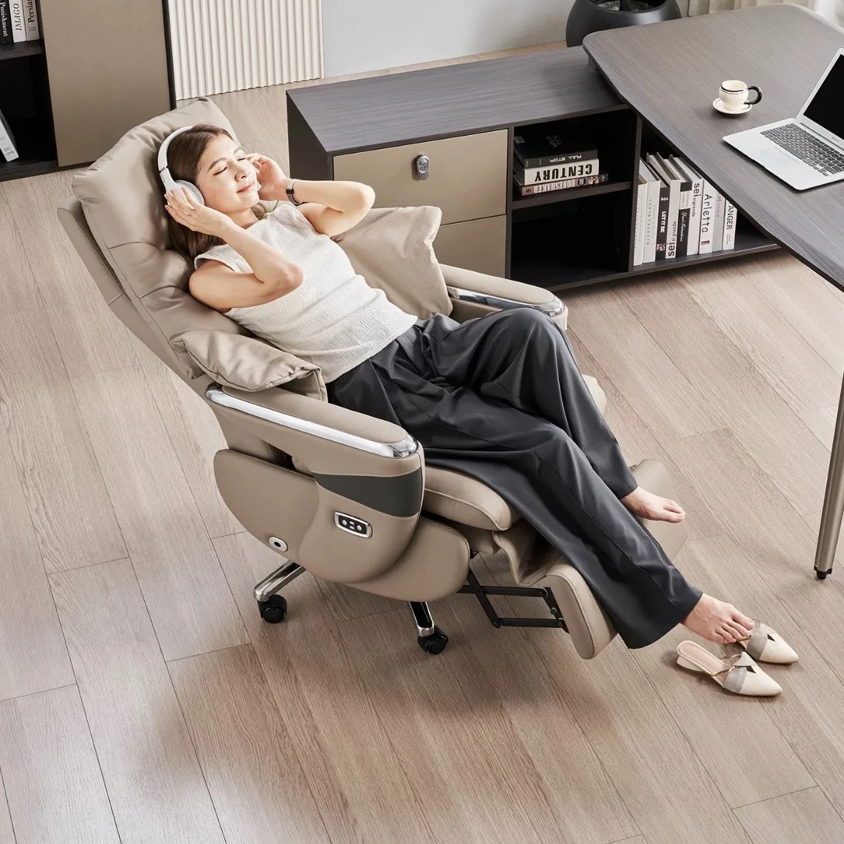 Electric Boss Chair Massage Recliner Nap Cowhide Class Chair Sedentary And Not Tired Multi-functional Electric Office Chair