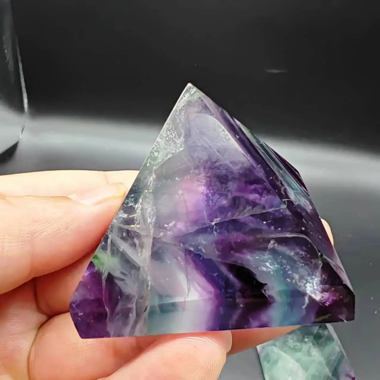 Natural Crystal Pyramid Fluorite Quartz Healing Stone Chakra Reiki Crystal Point Energy Home Decor Handmade Crafts Of Gem Stone