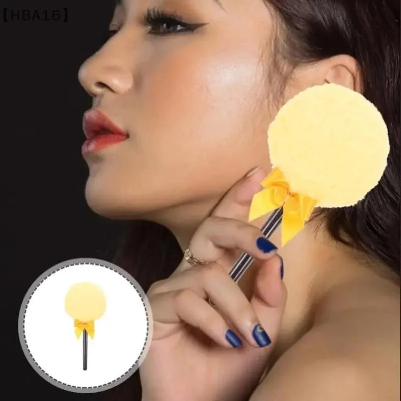 maveraHBA16 Aanlipop Applicatore di polvere per il corpo Soffio di polvere di peluche con manico Soffio di polvere Strumento di trucco morbido per viso e corpo Facile da usare