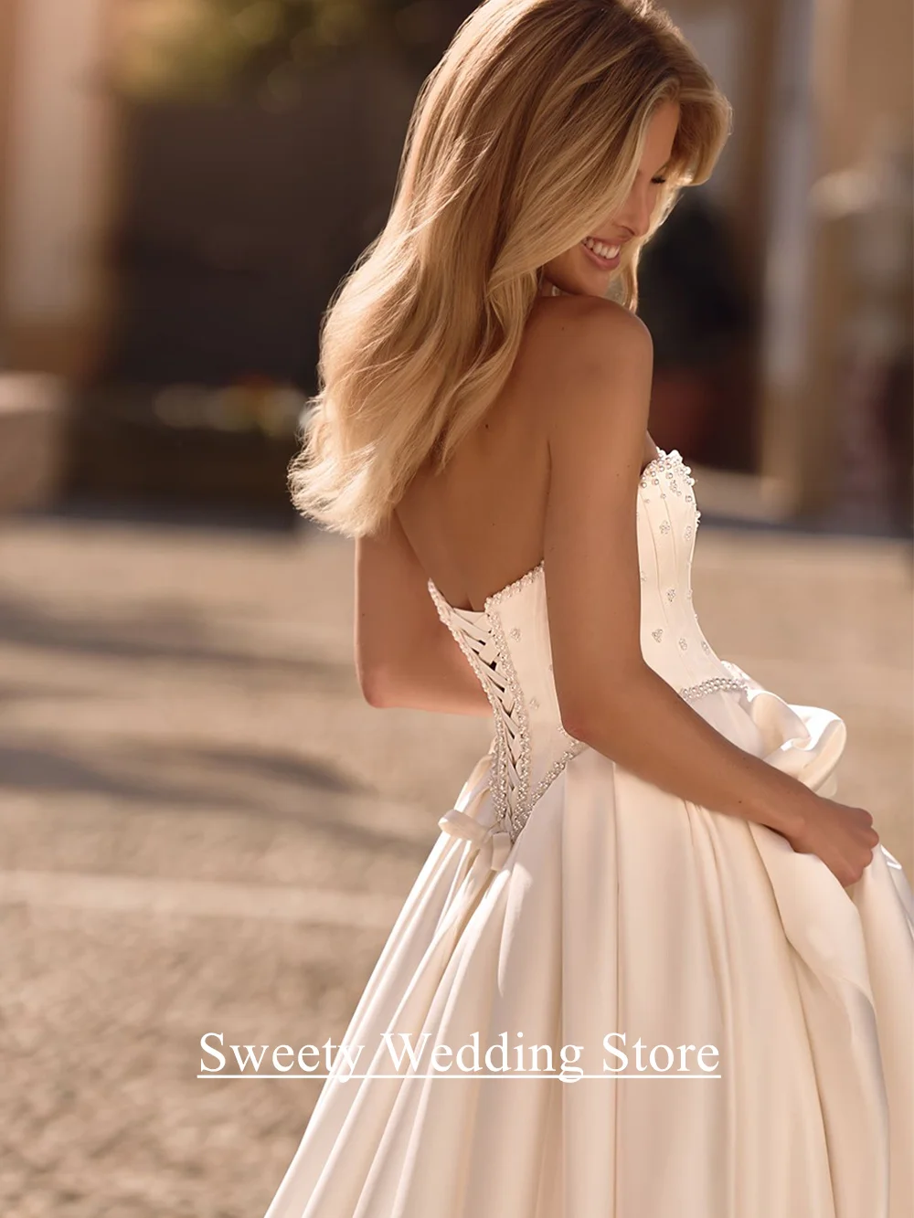 فستان زفاف مشد مخصص على شكل قلب بدون أكمام لؤلؤ سويب تراين بدون ظهر فيستدو نويفا المملكة العربية السعودية فستان زفاف