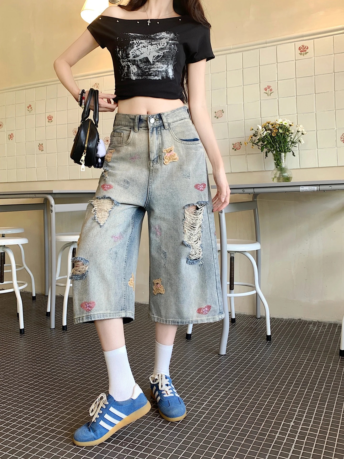 سراويل نسائية من قماش الدنيم هيب هوب ممزقة مطرزة فضفاضة مقاس كبير سراويل متوسطة من سبعة أقدام كاجوال Sle عالية...