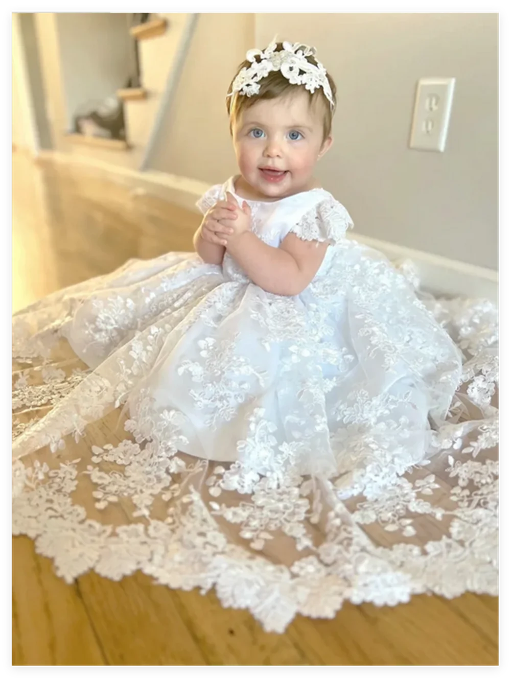 

Ivory Flower Girl Dresses Tulle Puffy Sequin Appliques With Bow Half Sleeve For Wedding Birthday Party Holy Communion Gowns