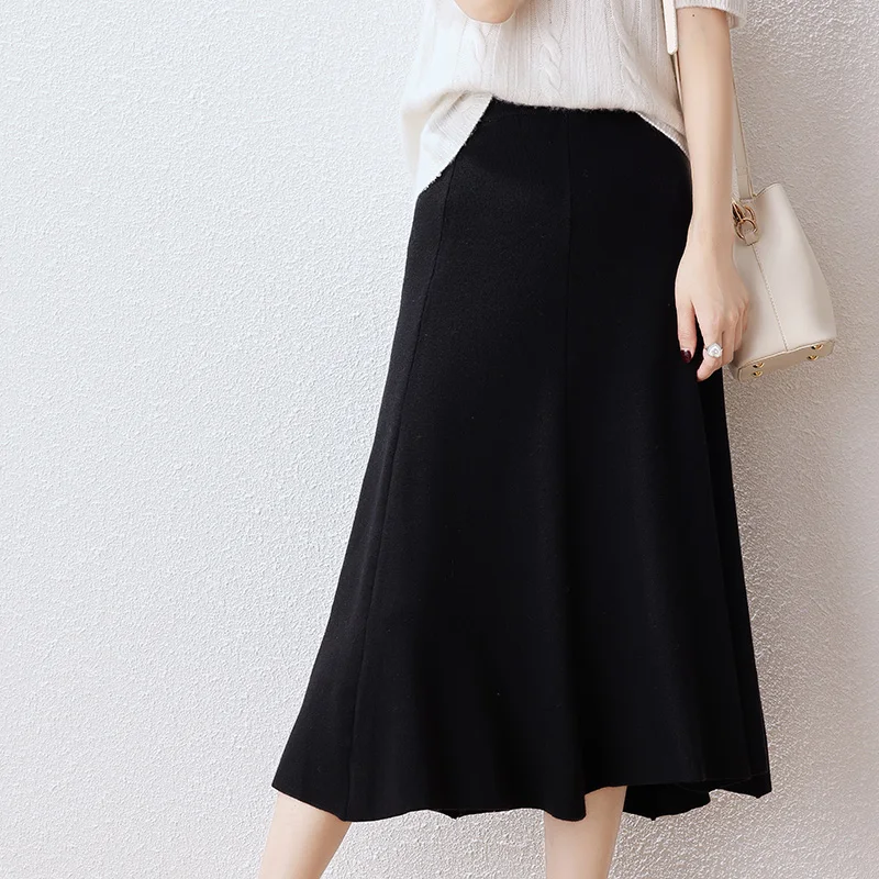 Fashion Knitted Skirt Women\'s Autumn And Winter New Waist A-Shaped Knitted Skirt Long Korean Version Of Loose Solid Color Skirt