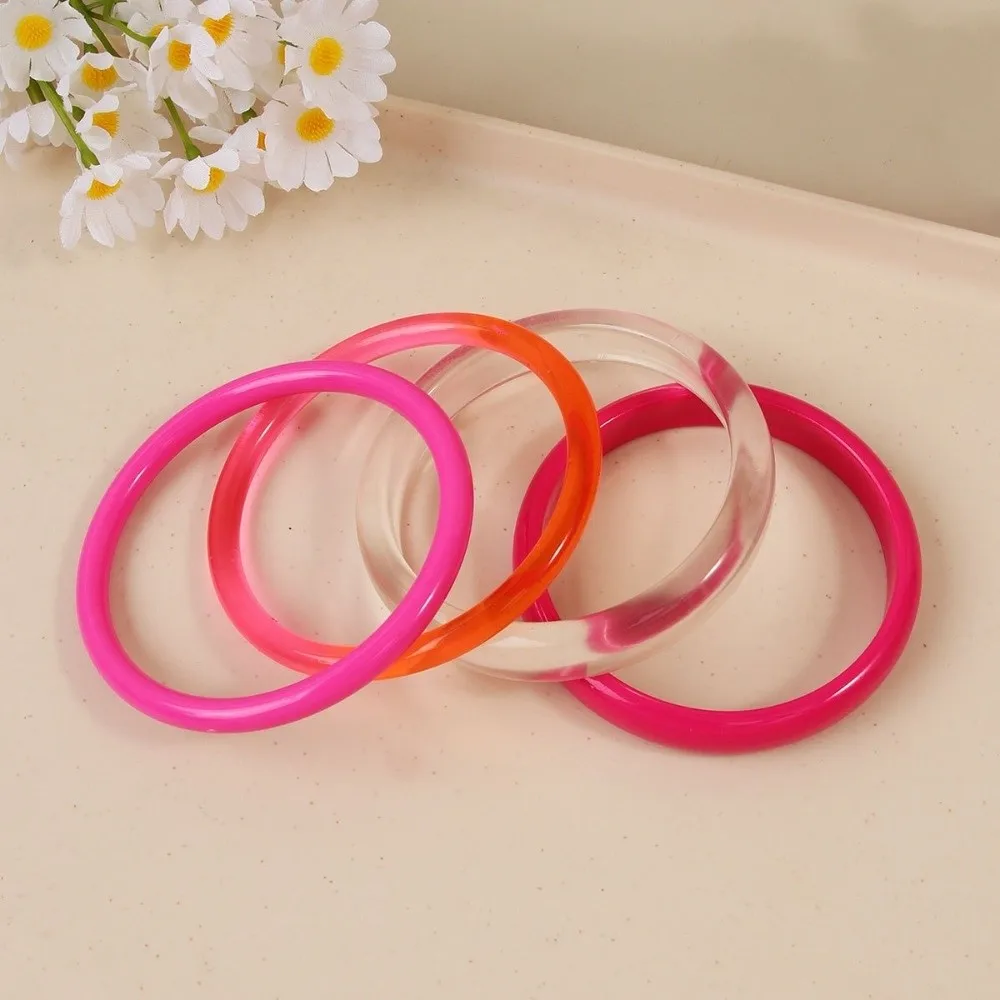 4Pcs/Set Vintage Wristband Acrylic Bracelets Set Stackable Translucent Resin Bangle Bohemia Hand Ring Curved Tube Bangle Summer