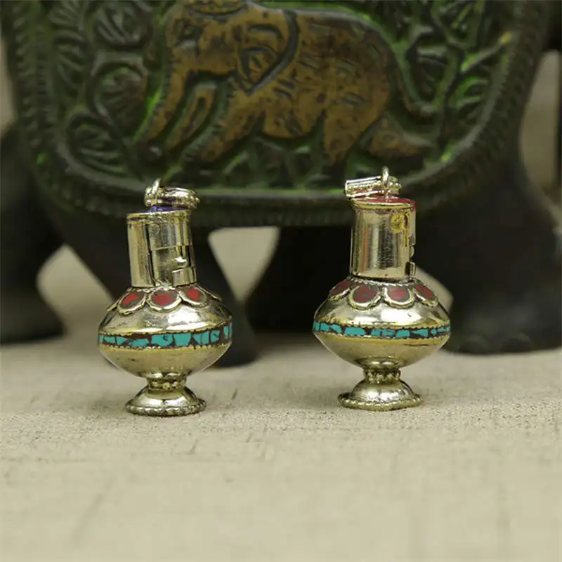 Tibetan Amulet Pendants Nepal Small Snuff Bottle Lovely Pendant TBP019