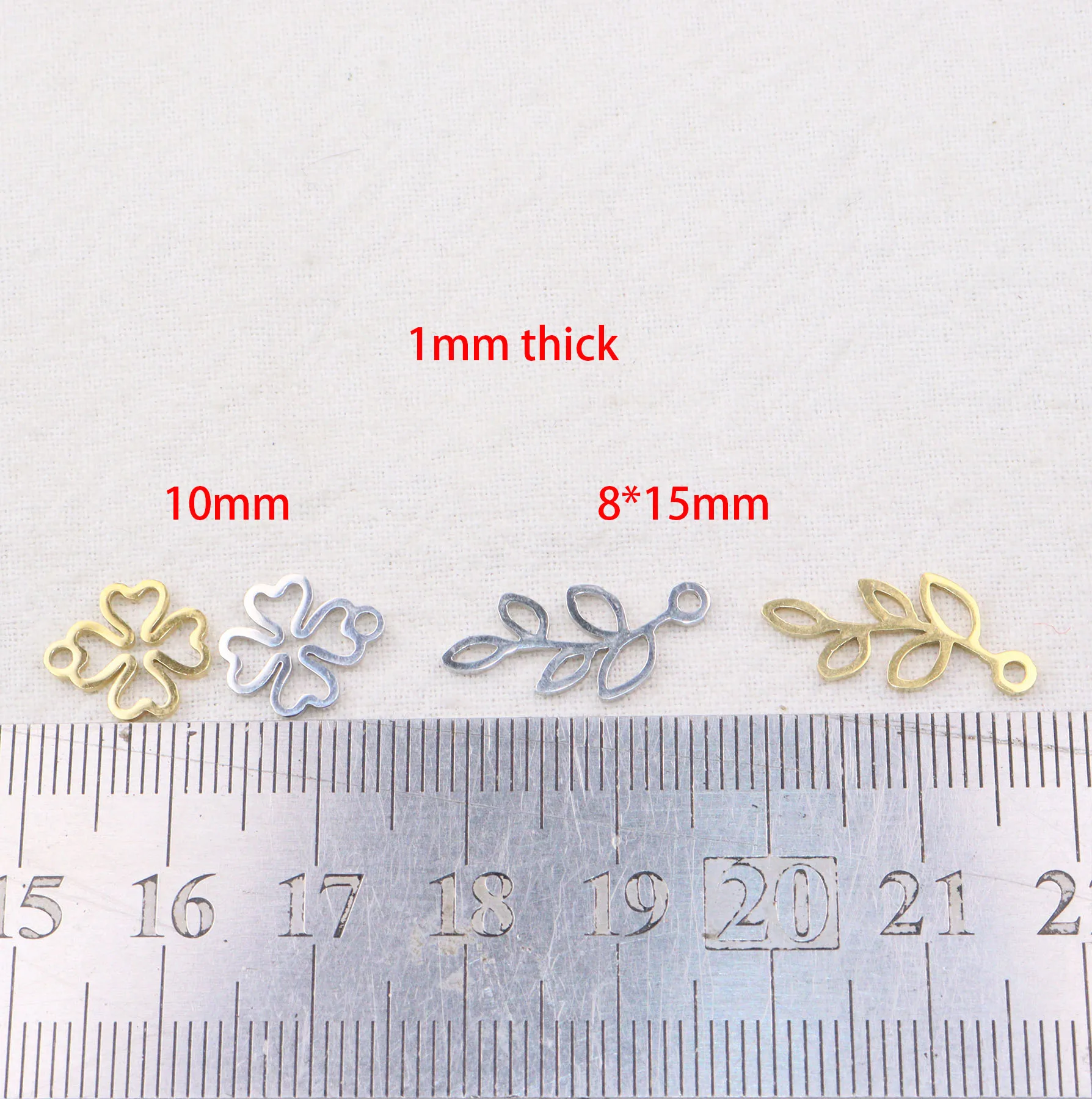 10pcs StainlessSteel Fadeless Anti Allergic Leaves Mirro Polish Women's Fashion Jewelry Charm Drop Pendant DIY Necklace Earrings