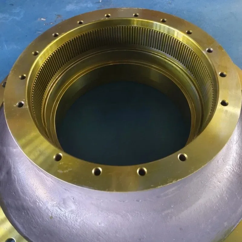 Applicable to:195-27-3411 1 Walking Wheel Hub Suitable for Komatsu D375 Bulldozer Parts Daquan Construction Machinery Parts