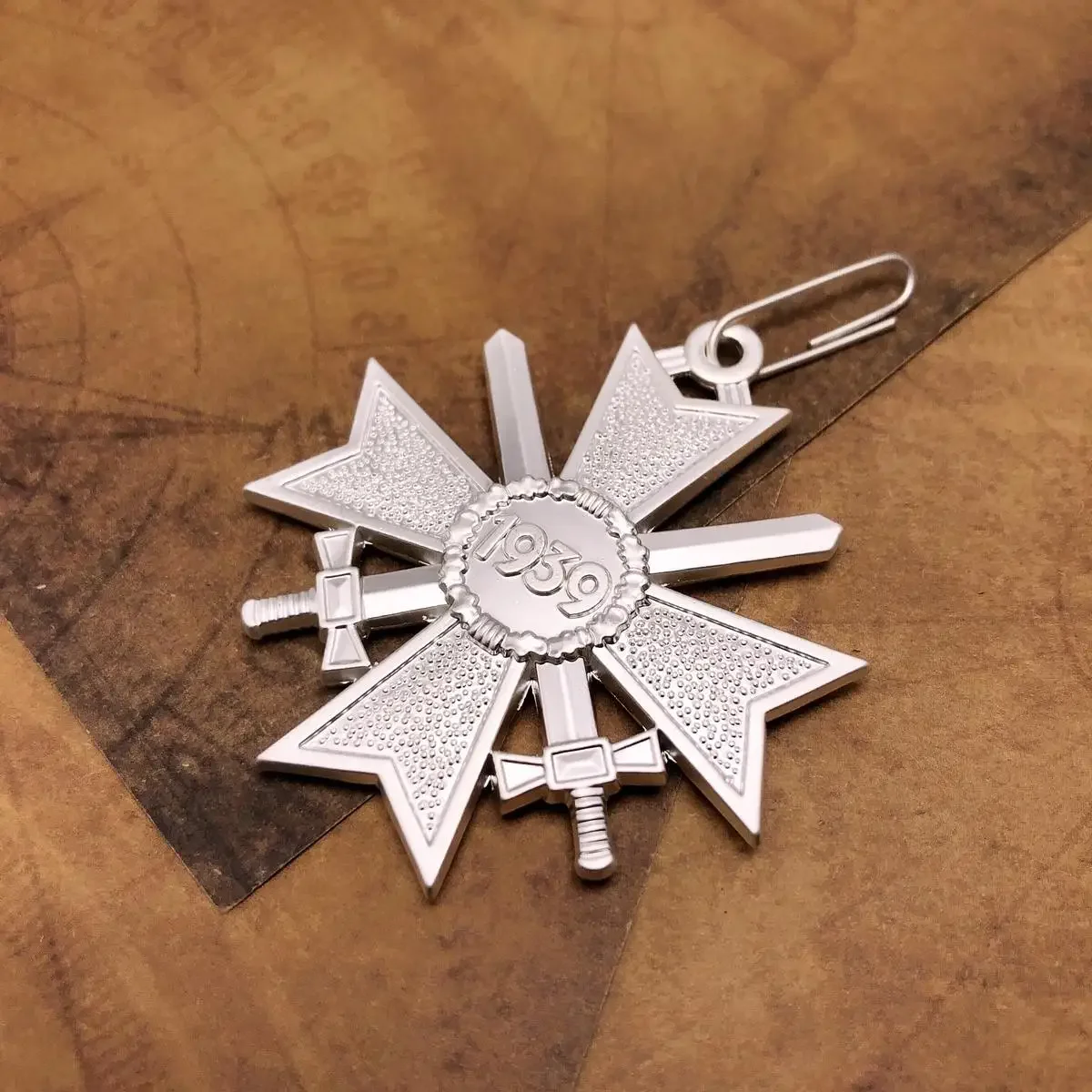 German Cross War Medal Cross 1st Class Badge Ribbon Accessories Brooch Pendant Decoration Crafts