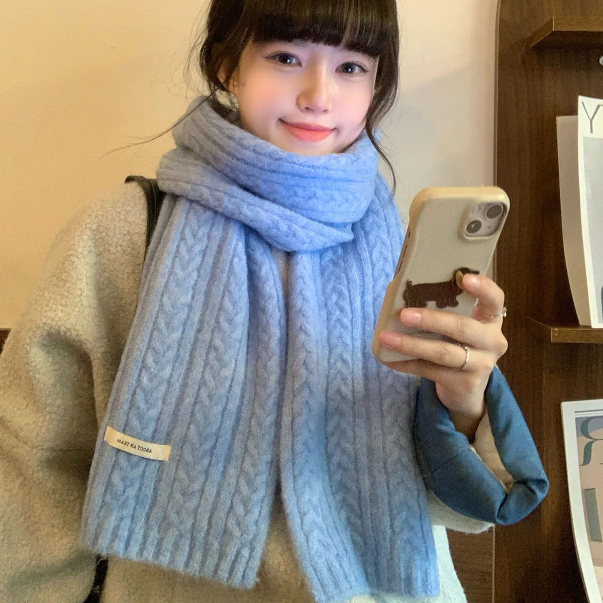 Szalik damski z czystej wełny, jednolity kolor, koreański splot skręcany, nowy, wysokiej jakości szalik wełniany na jesień i zimę, zapewniający ciepło.